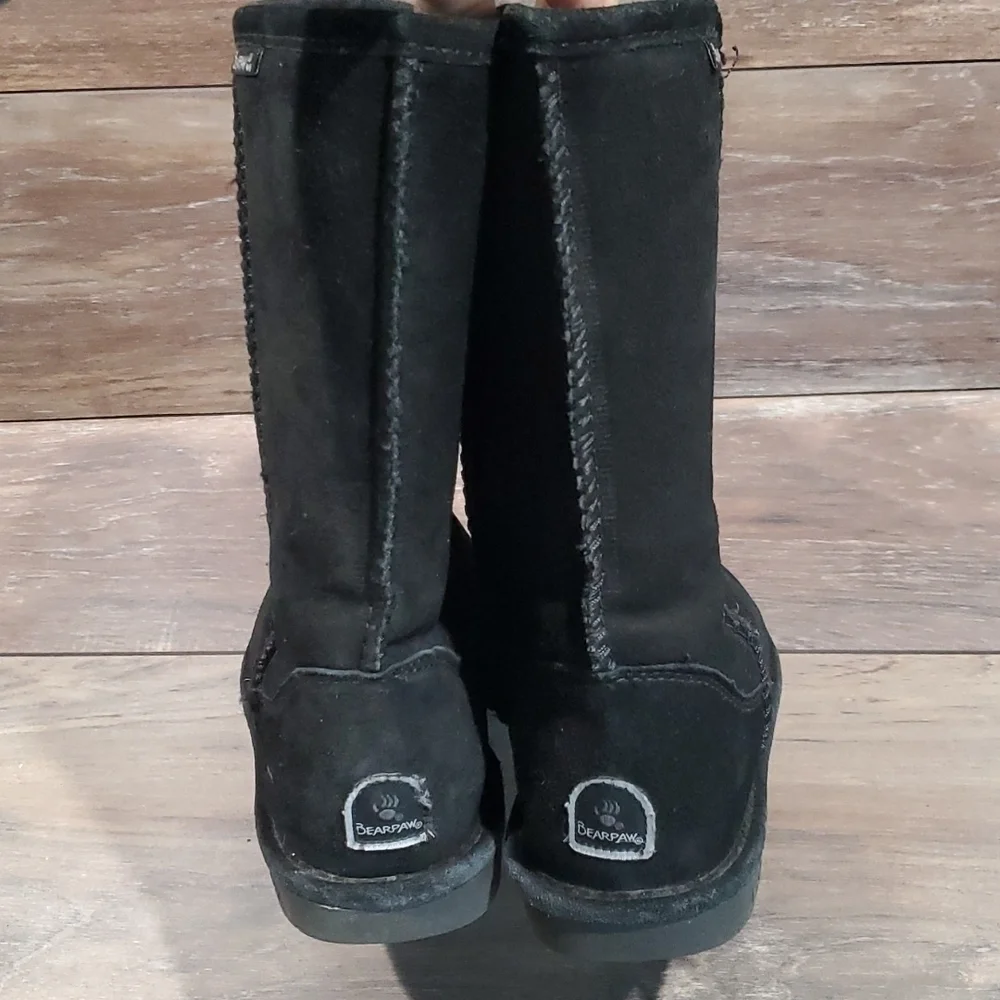 Bearpaw Youth tall boots shoes sz 4 big girls